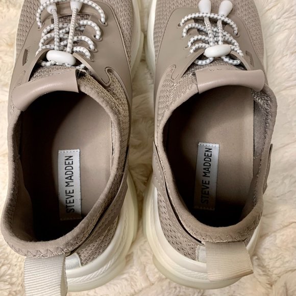 Steve Madden Myles Taupe Chunky Sneakers Comfortable Neutral Athletic Shoes 11M - Picture 10 of 10